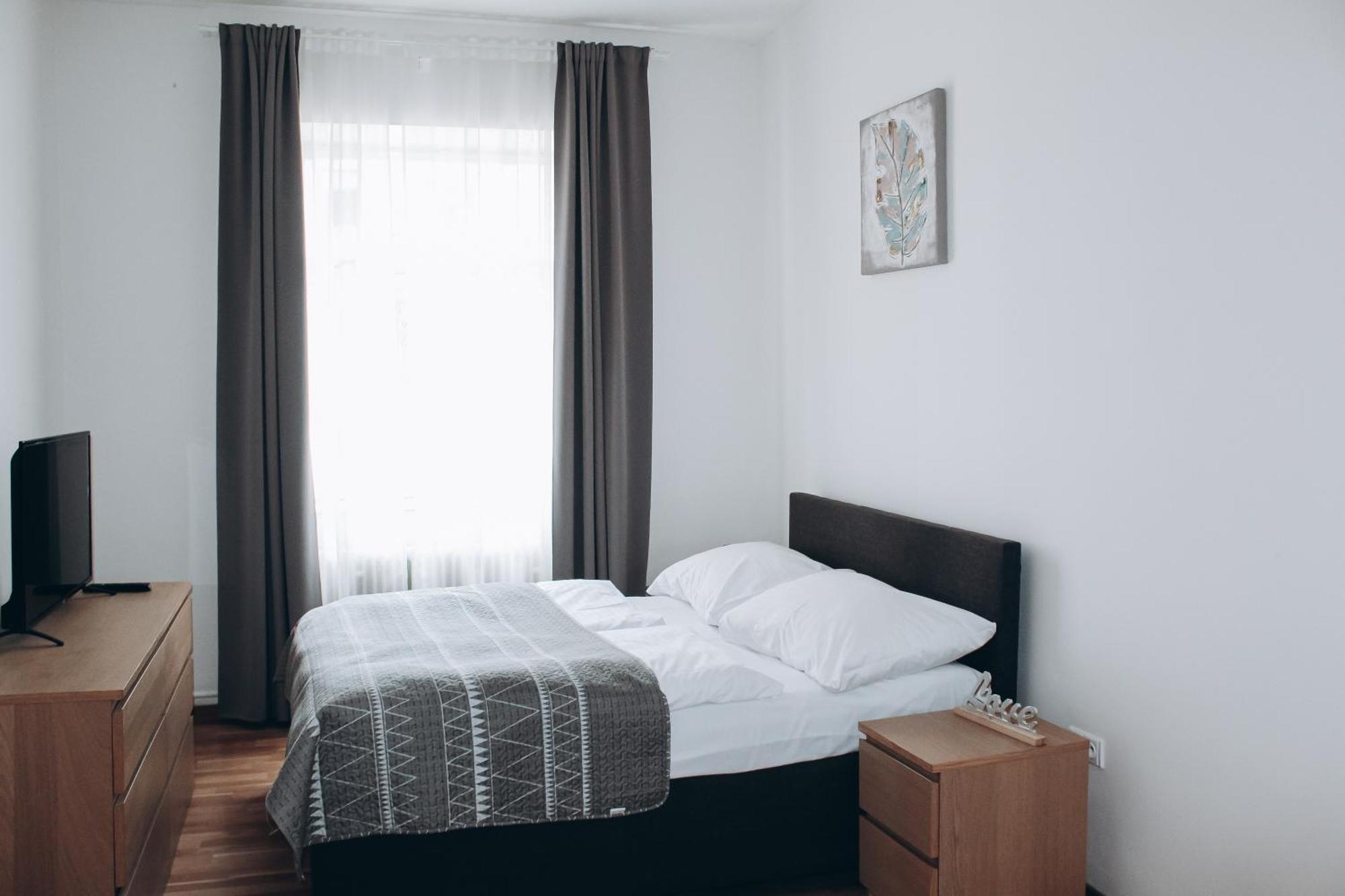 Sokolska Apartamento Praga Exterior foto