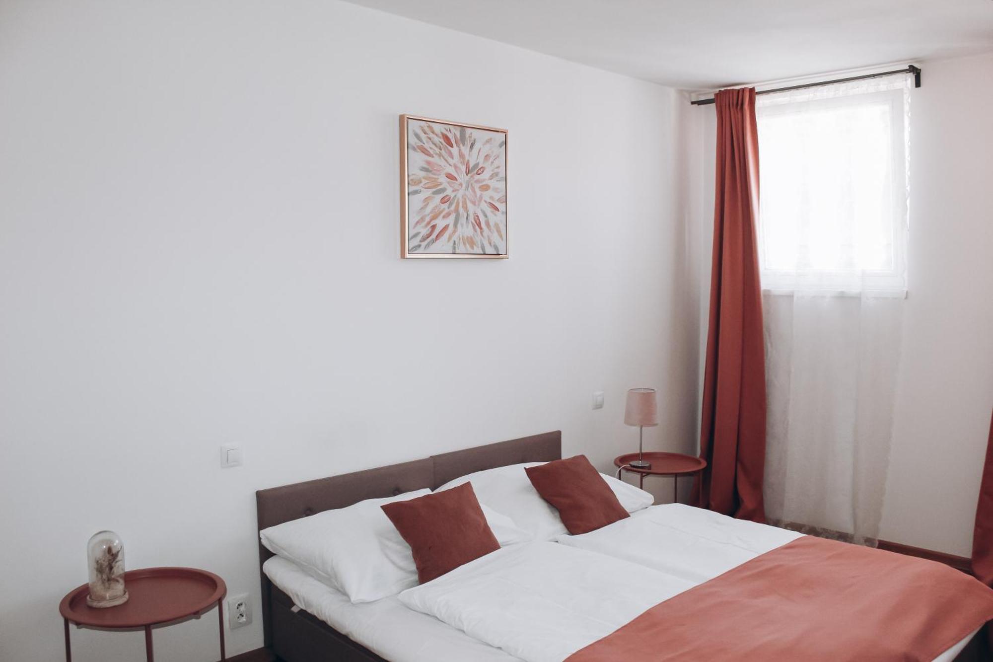 Sokolska Apartamento Praga Exterior foto