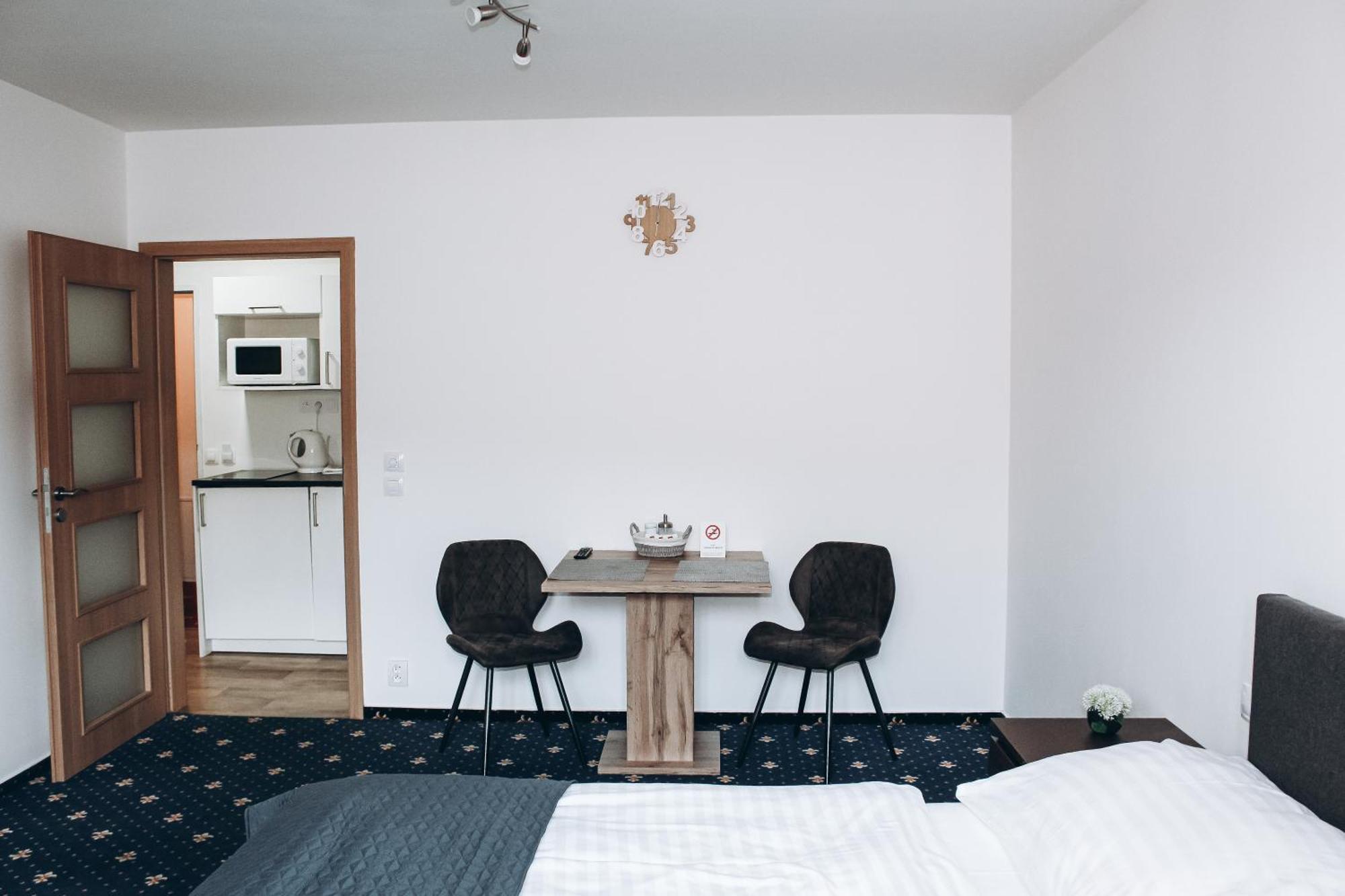 Sokolska Apartamento Praga Exterior foto