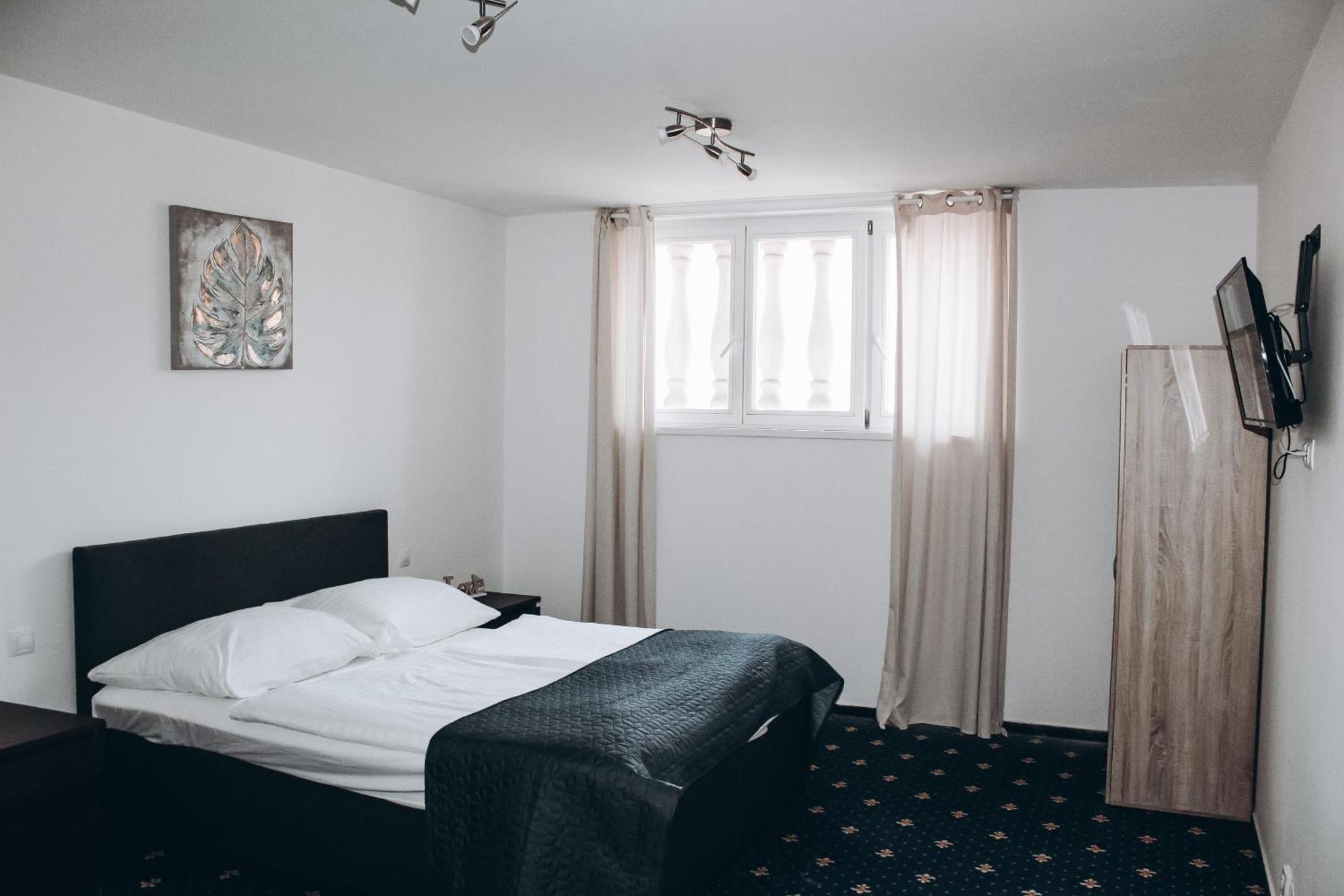 Sokolska Apartamento Praga Exterior foto