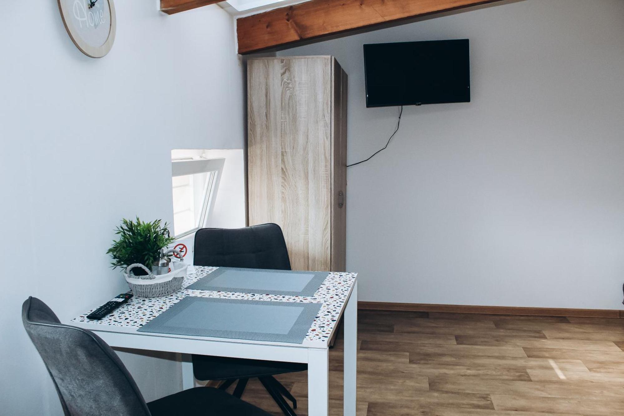 Sokolska Apartamento Praga Exterior foto