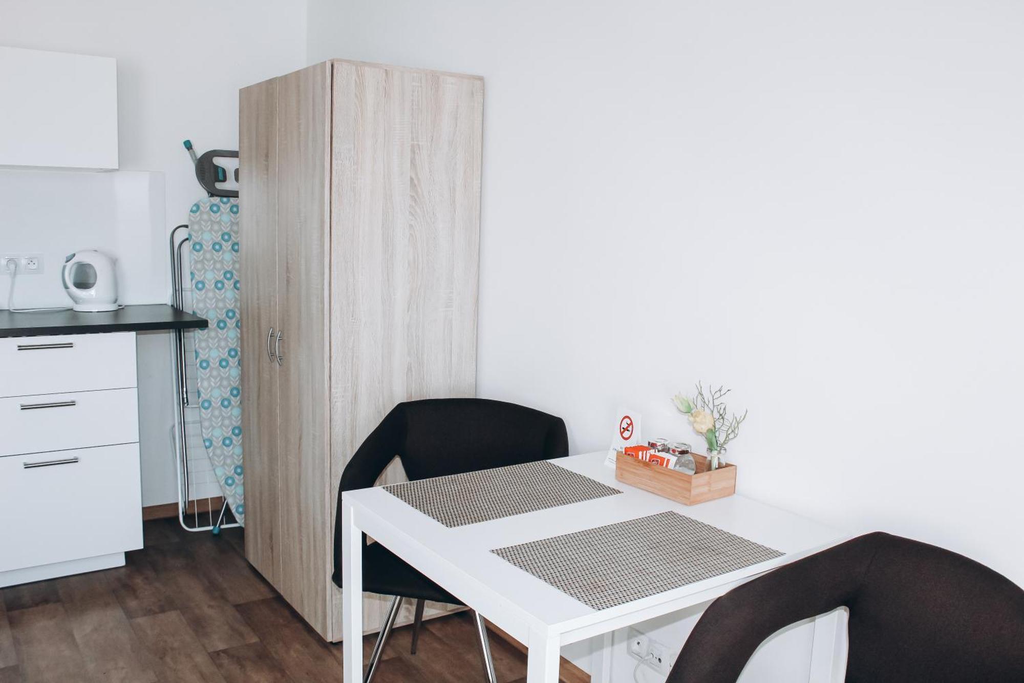 Sokolska Apartamento Praga Exterior foto