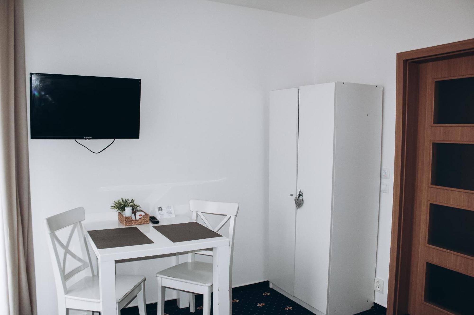 Sokolska Apartamento Praga Exterior foto